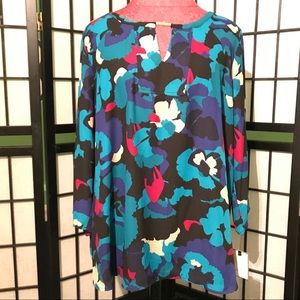 NWT - Dana Buchman - Vivid Popover Blouse